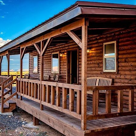 Cabins At Grand Canyon West Peach Springs Esterno foto