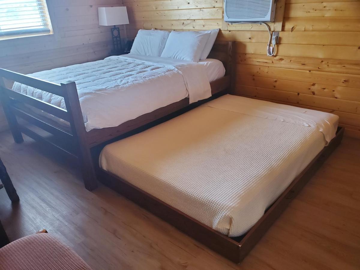 Cabins At Grand Canyon West Peach Springs Esterno foto